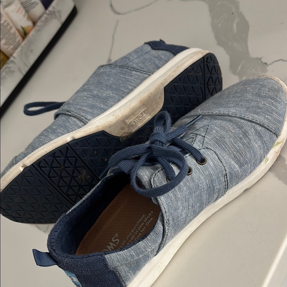 TOMS Blue Casual Sneakers